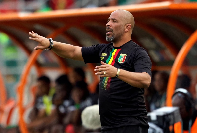 Nigeria must block outside noise, coach Chelle says